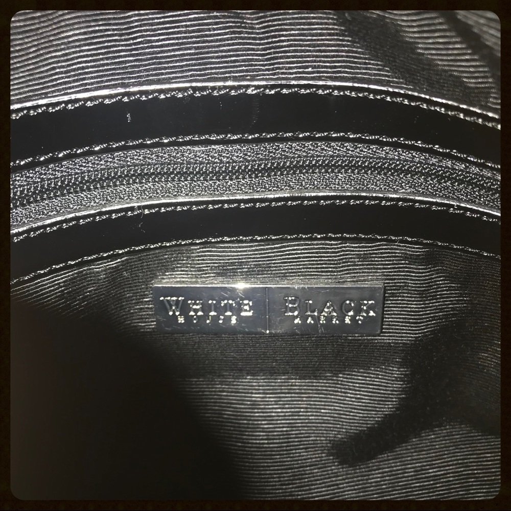 WHBM RUCHED HANDBAG ~ PRISTINE!! - Picture 6 of 9